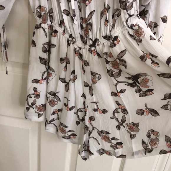 Romper - Picture 4 of 4